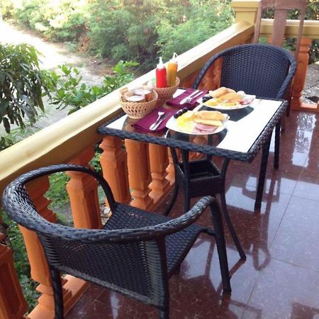 Apsara Guest House Kampot City Exterior foto
