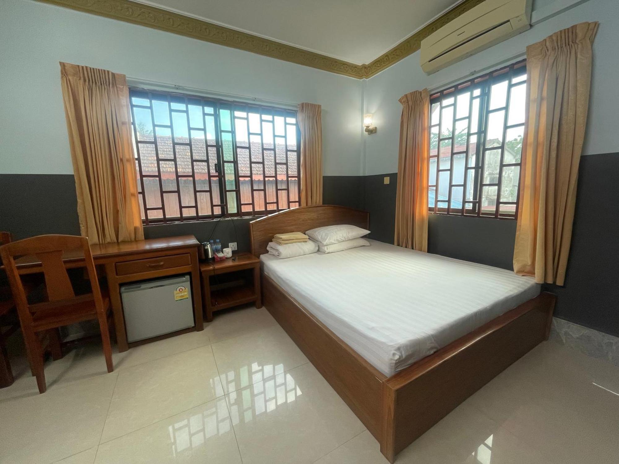 Apsara Guest House Kampot City Exterior foto