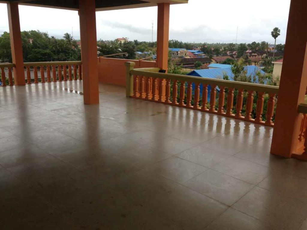 Apsara Guest House Kampot City Habitación foto